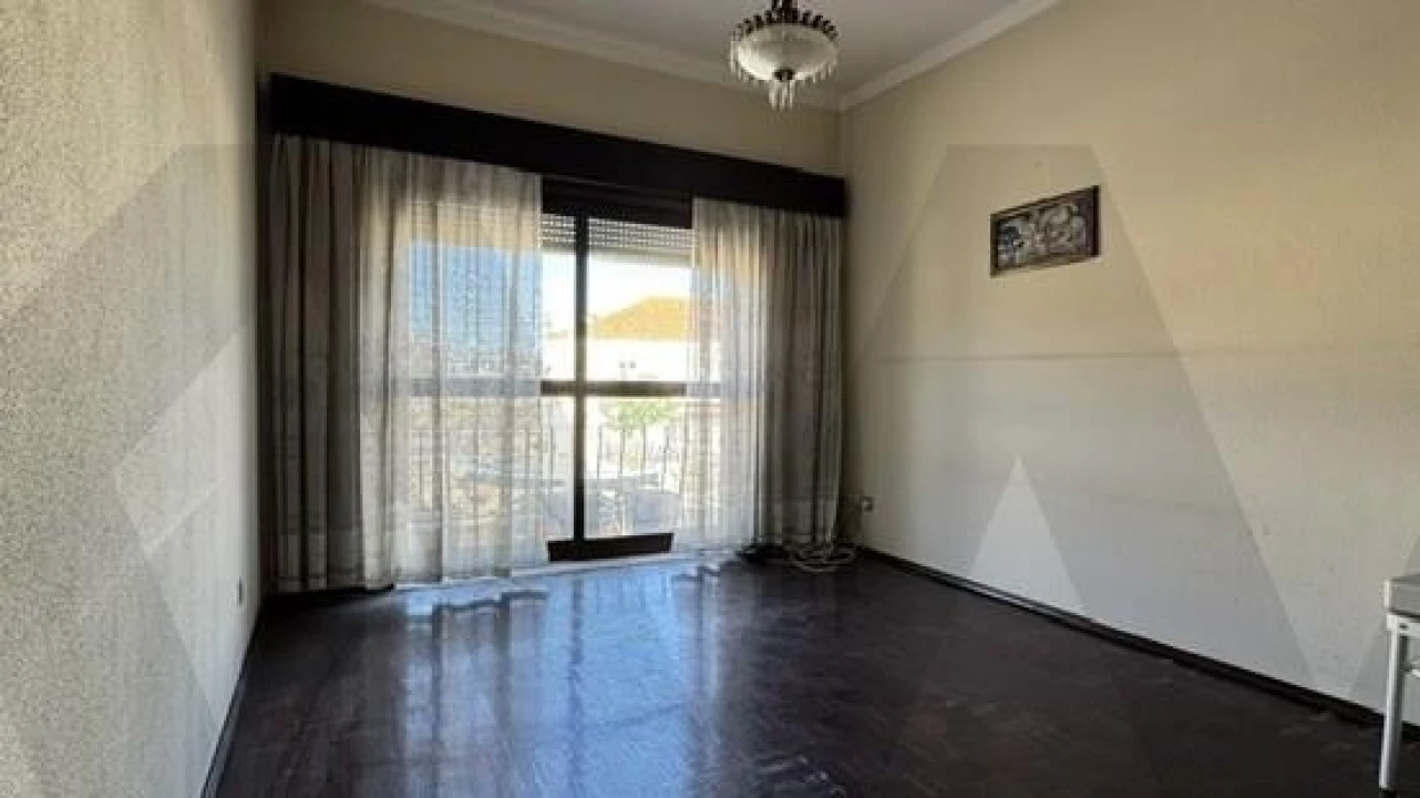 Prédio para Venda em Lavos Foto 28