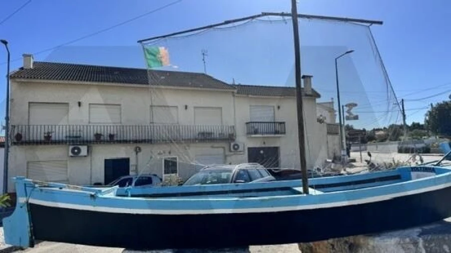 Prédio para Venda em Lavos Foto 27