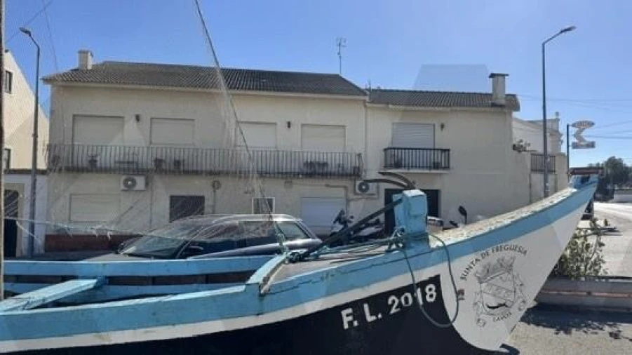 Prédio para Venda em Lavos Foto 34