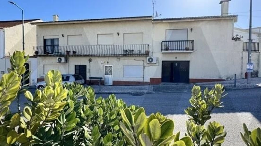 Prédio para Venda em Lavos