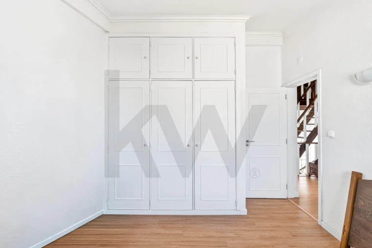 Moradia T4 para Venda em Alcabideche Foto 36