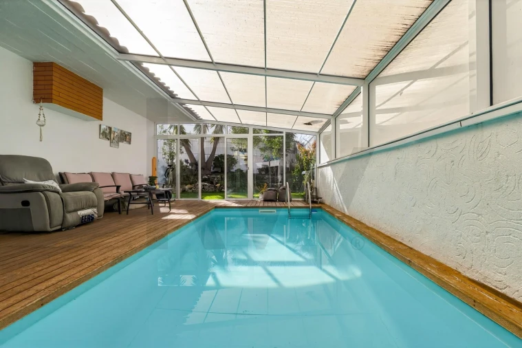 Moradia T4 para Venda em Alcabideche Foto 44