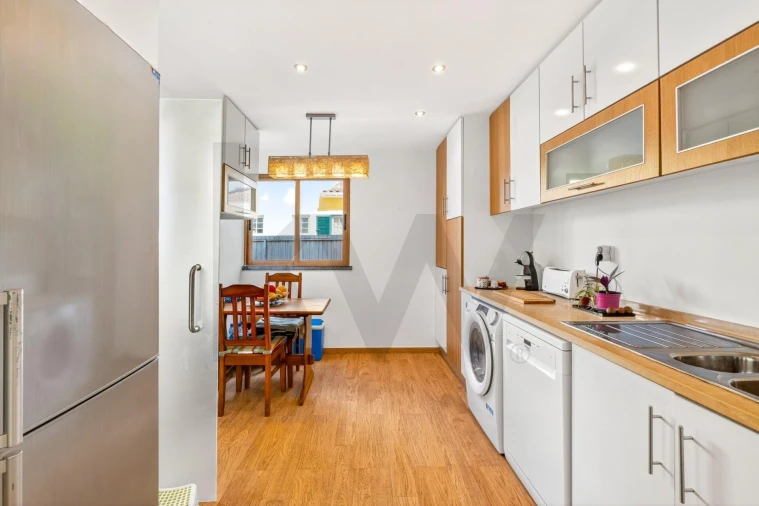 Moradia T4 para Venda em Alcabideche Foto 11