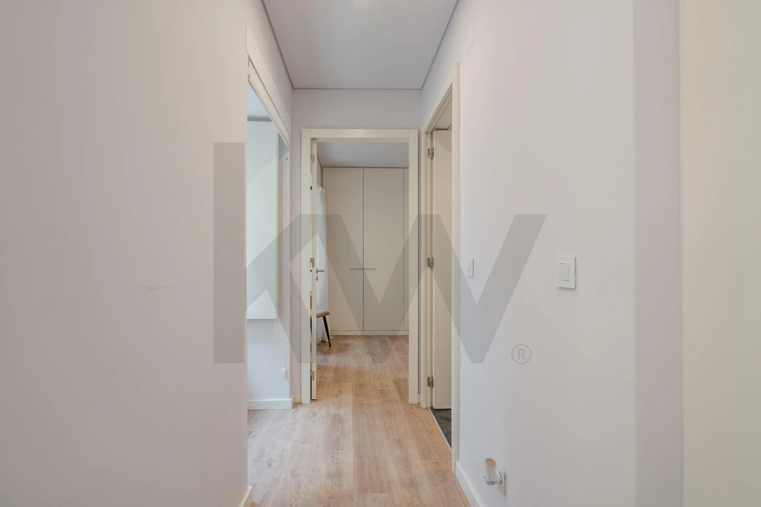 Apartamento T1 para Venda em Santo António Foto 8