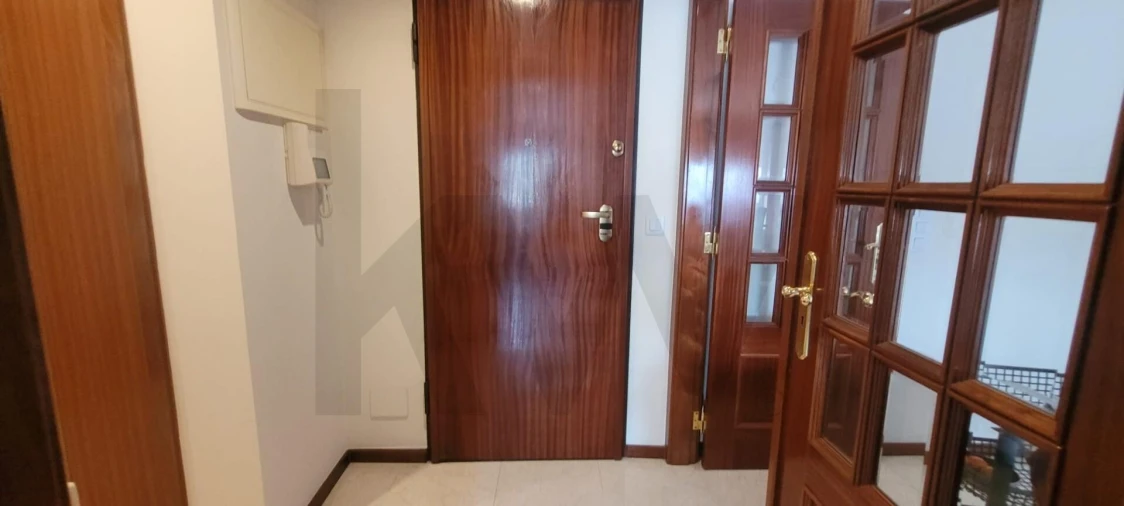 Apartamento T1 para Venda em Massamá e Monte Abraão Foto 5