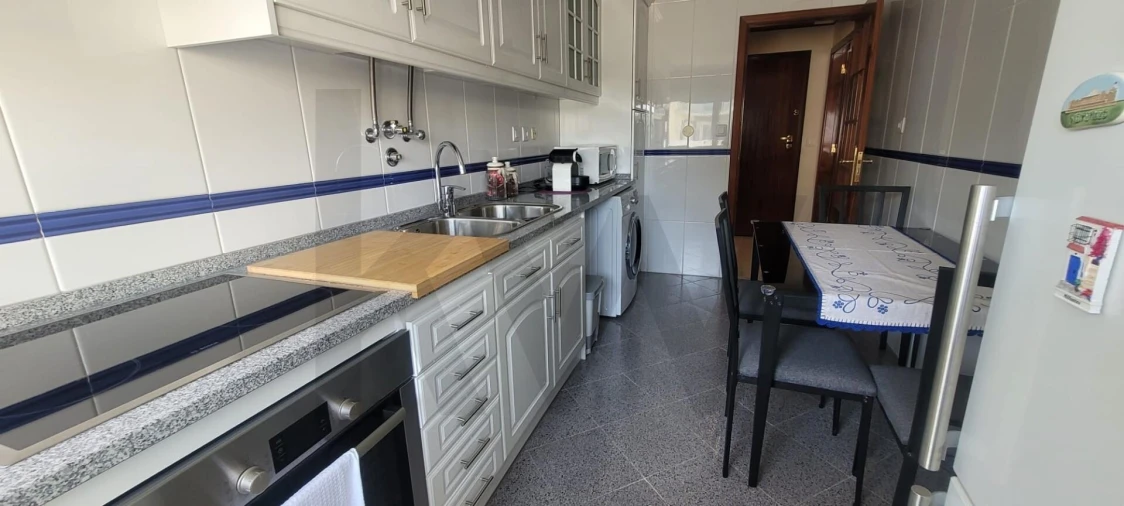 Apartamento T1 para Venda em Massamá e Monte Abraão Foto 14