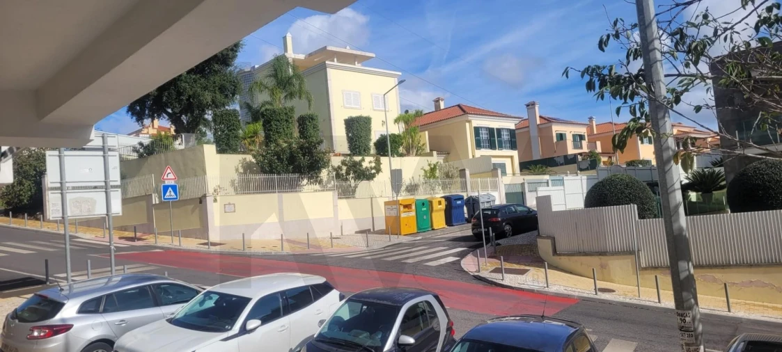 Apartamento T1 para Venda em Massamá e Monte Abraão Foto 19