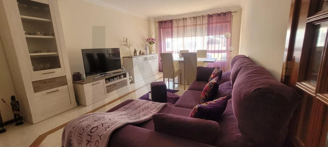 Apartamento T1 para Venda em Massamá e Monte Abraão Foto 4