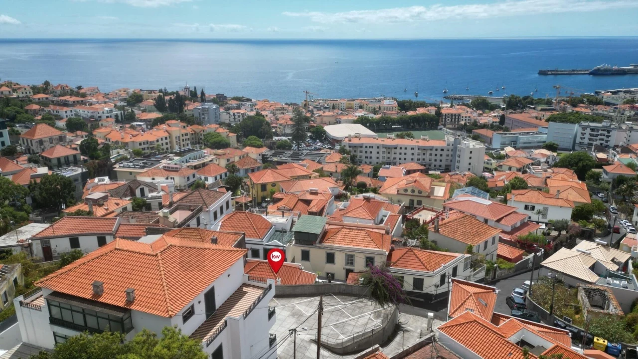 Moradia T2 para Venda em Funchal (Santa Maria Maior) Foto 33