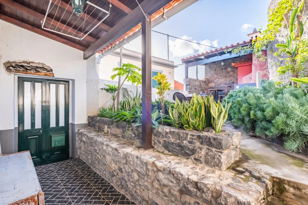 Moradia T2 para Venda em Funchal (Santa Maria Maior) Foto 21