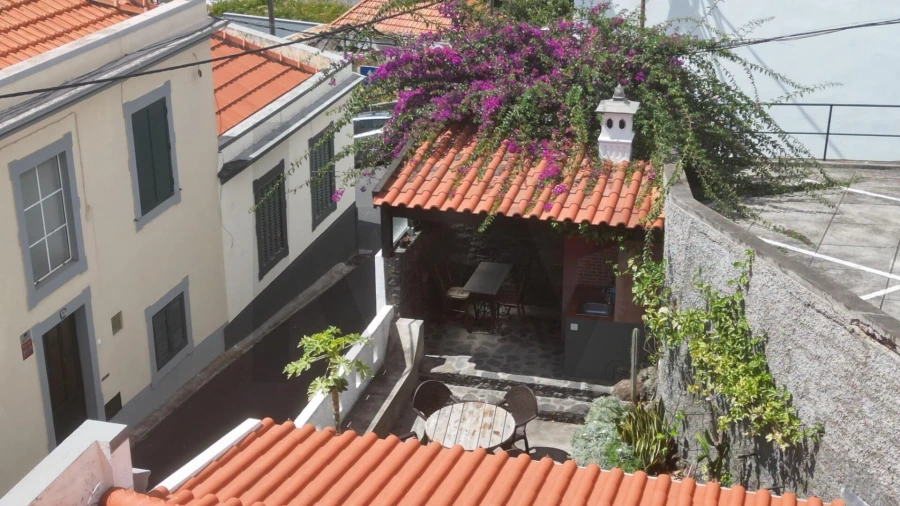 Moradia T2 para Venda em Funchal (Santa Maria Maior) Foto 30