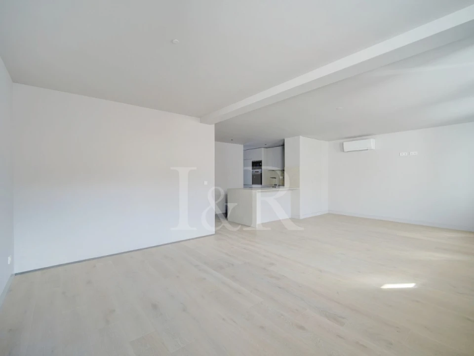 Apartamento T2 para Venda em Avenidas Novas Foto 2