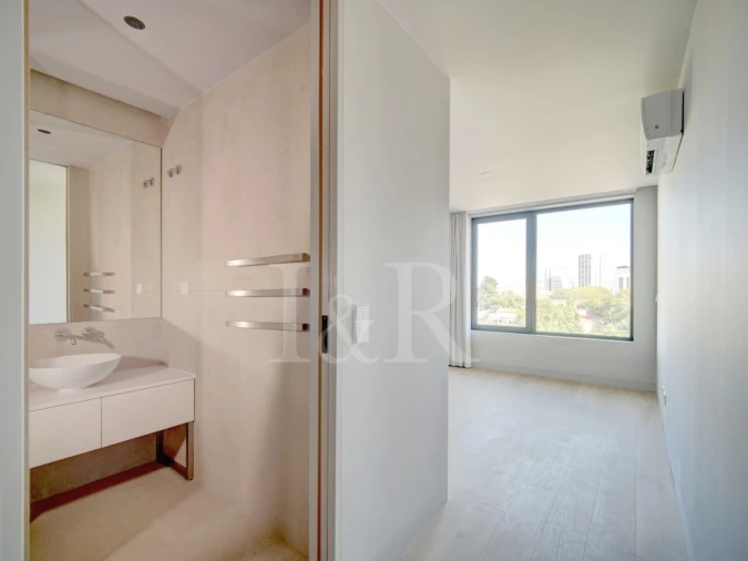 Apartamento T2 para Venda em Avenidas Novas Foto 17