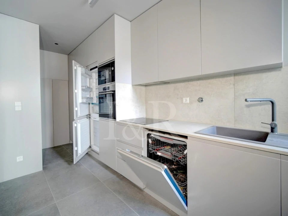 Apartamento T2 para Venda em Avenidas Novas Foto 8