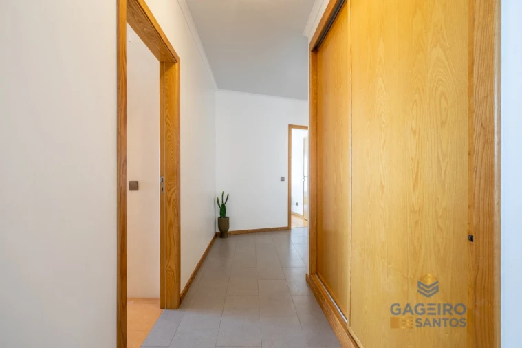 Apartamento T3 para Venda em São Martinho do Porto Foto 15