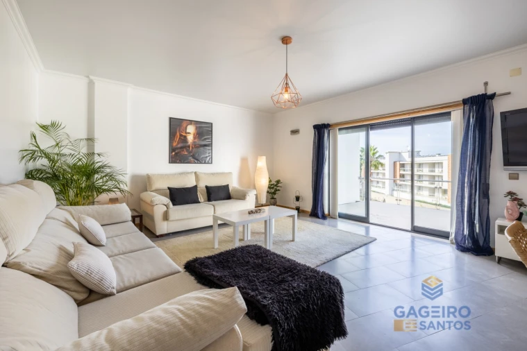 Apartamento T3 para Venda em São Martinho do Porto Foto 4