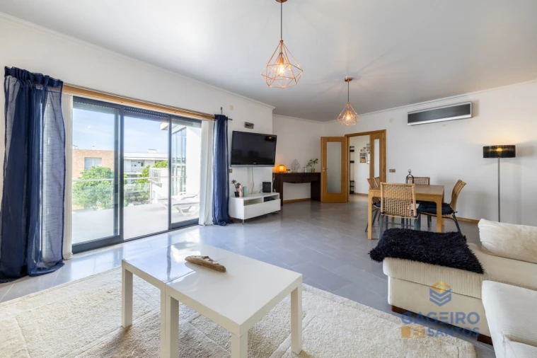 Apartamento T3 para Venda em São Martinho do Porto Foto 6