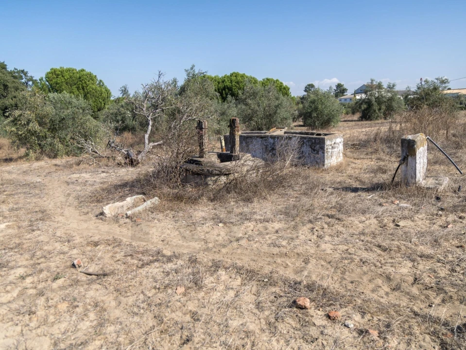 Terreno para Venda em Santa Maria do Castelo e Santiago e Santa Susana Foto 10