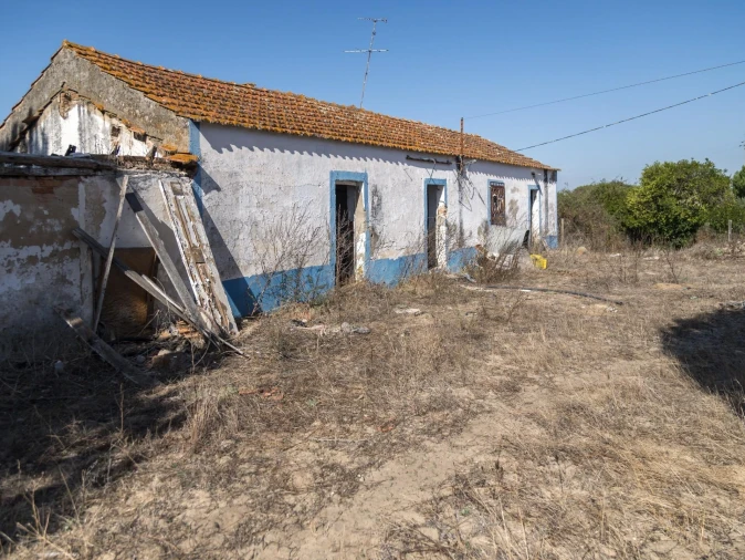 Terreno para Venda em Santa Maria do Castelo e Santiago e Santa Susana Foto 9
