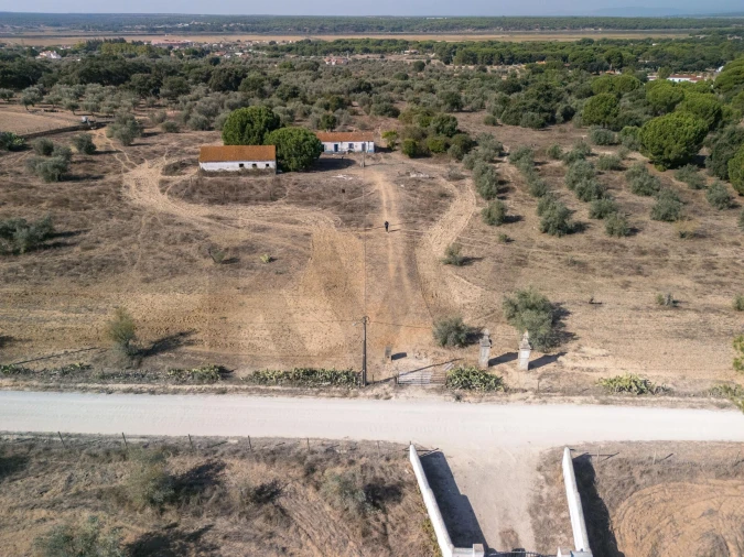 Terreno para Venda em Santa Maria do Castelo e Santiago e Santa Susana Foto 15