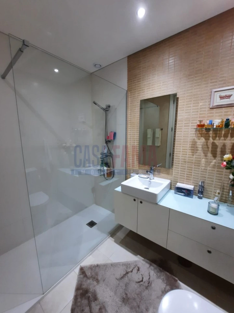 Moradia T3 para Venda em Antas e Abade de Vermoim Foto 17