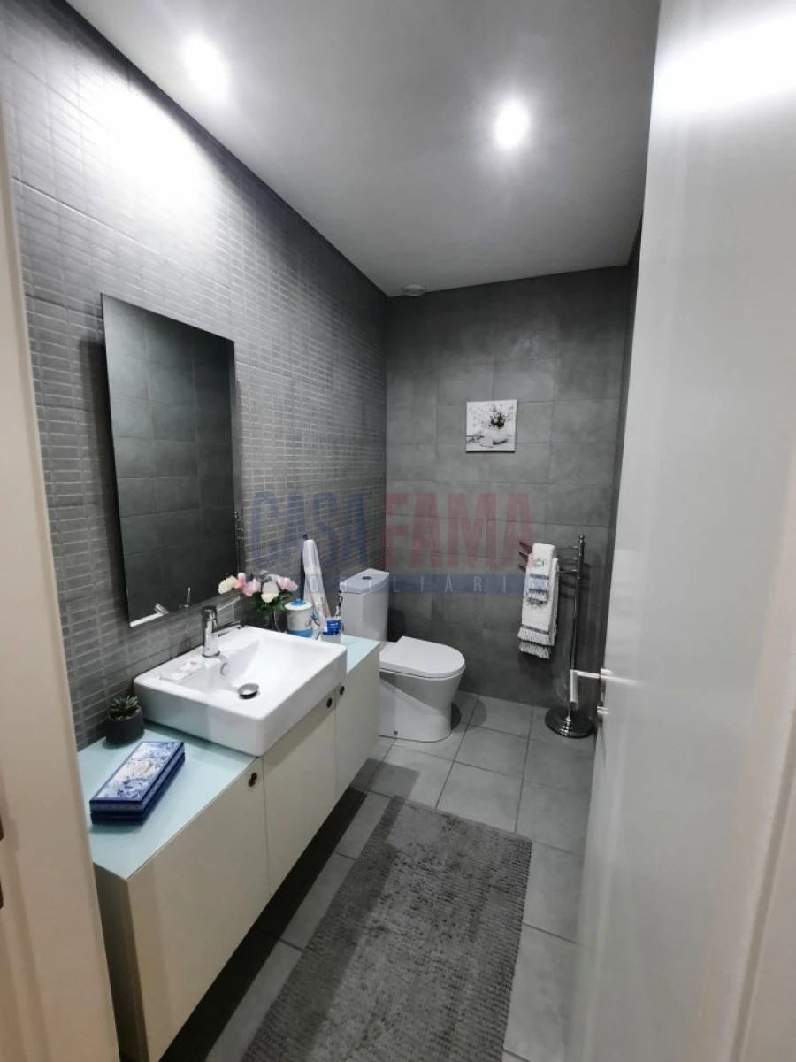 Moradia T3 para Venda em Antas e Abade de Vermoim Foto 18