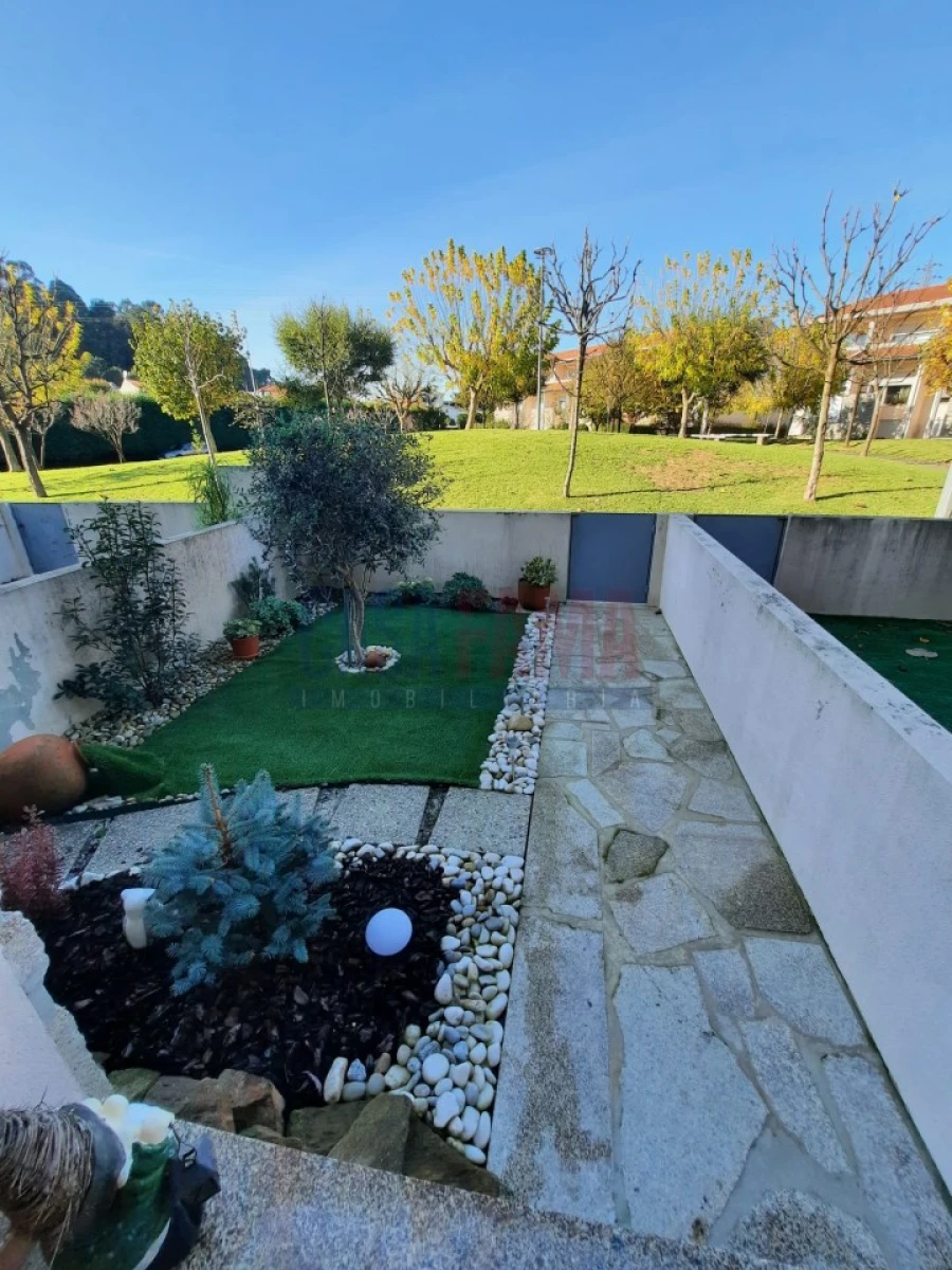 Moradia T3 para Venda em Antas e Abade de Vermoim Foto 29