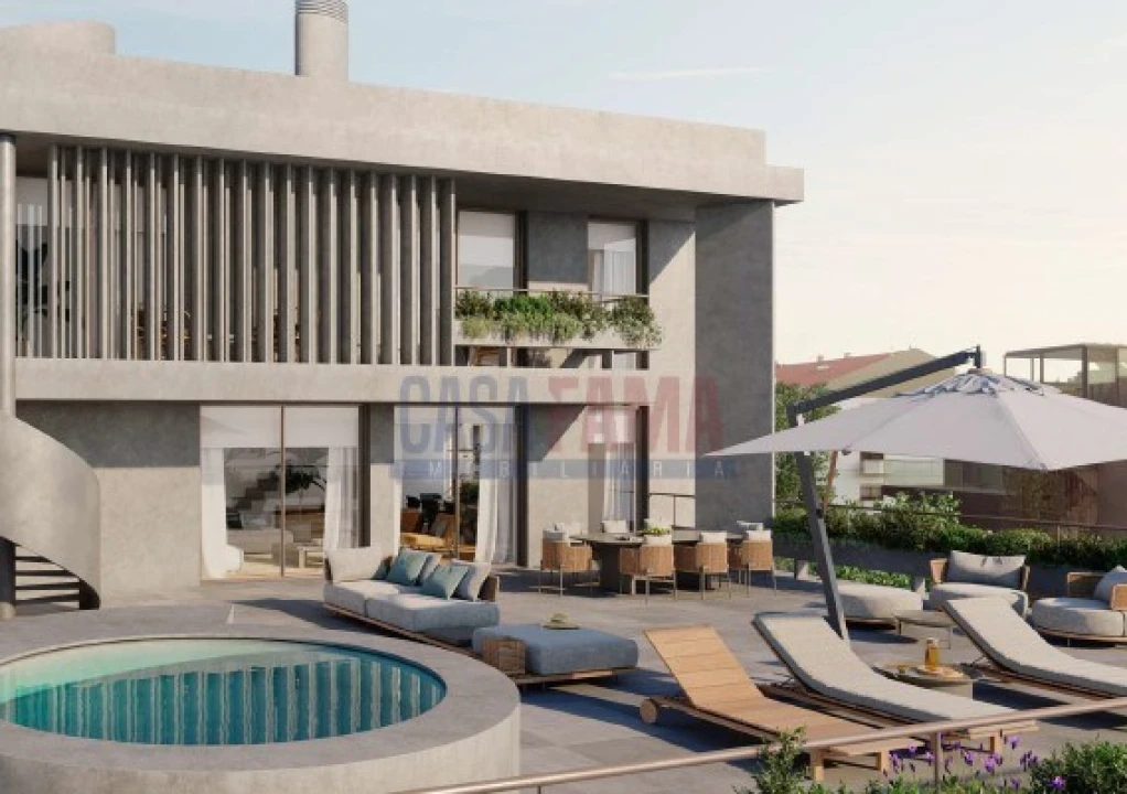Apartamento T4 para Venda em Lordelo do Ouro e Massarelos Foto 2
