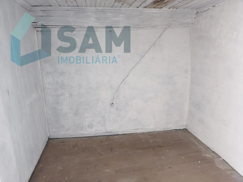 Moradia T3 para Venda em Aguiar da Beira e Coruche Foto 16