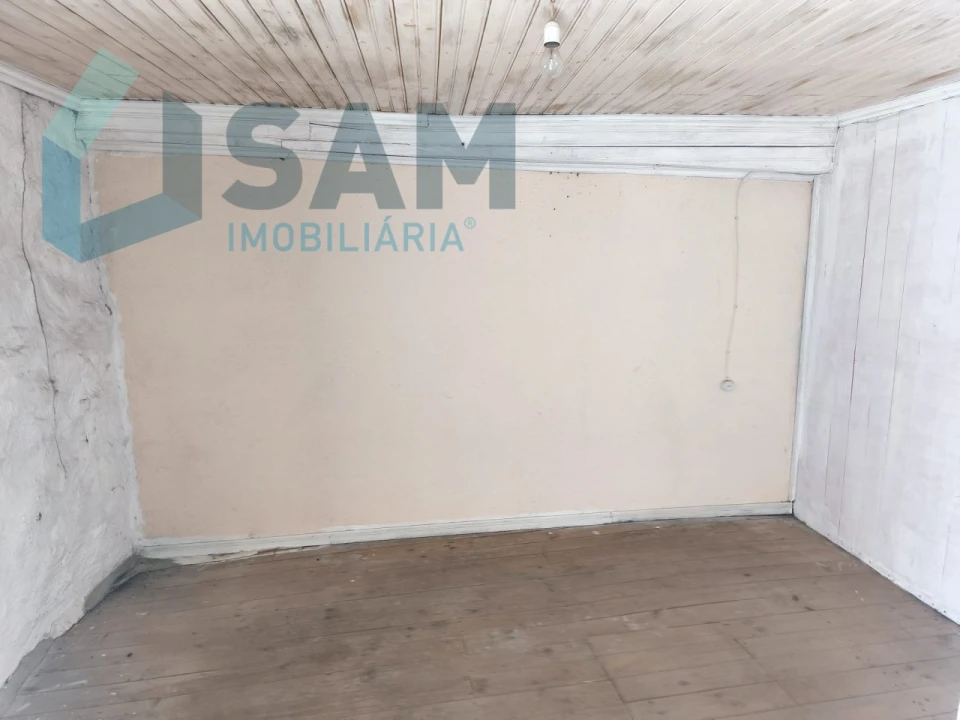 Moradia T3 para Venda em Aguiar da Beira e Coruche Foto 18