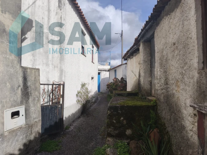 Moradia T3 para Venda em Gois Foto 33