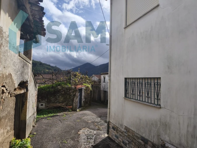 Moradia T3 para Venda em Gois Foto 35