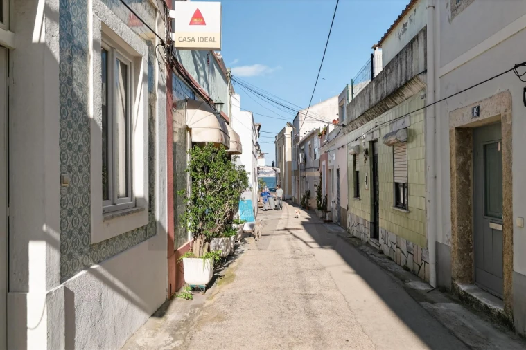 Apartamento T2 para Venda em Caparica e Trafaria Foto 3