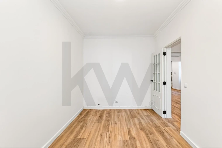 Apartamento T2 para Venda em Caparica e Trafaria Foto 18