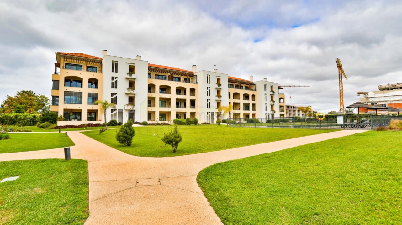 Apartamento T2 para Venda em Quarteira Foto 2