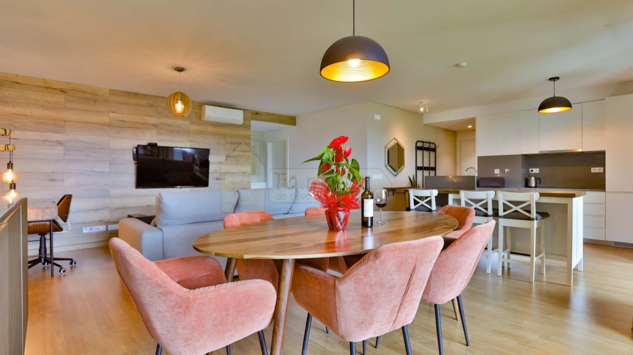 Apartamento T2 para Venda em Quarteira Foto 5