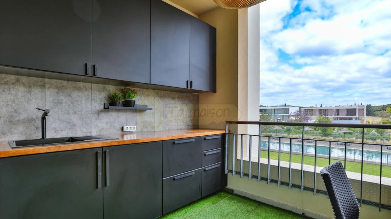 Apartamento T2 para Venda em Quarteira Foto 17