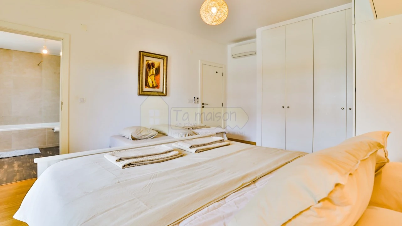 Apartamento T2 para Venda em Quarteira Foto 20