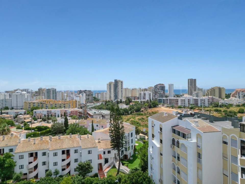 Apartamento T3 para Venda em Portimão Foto 1