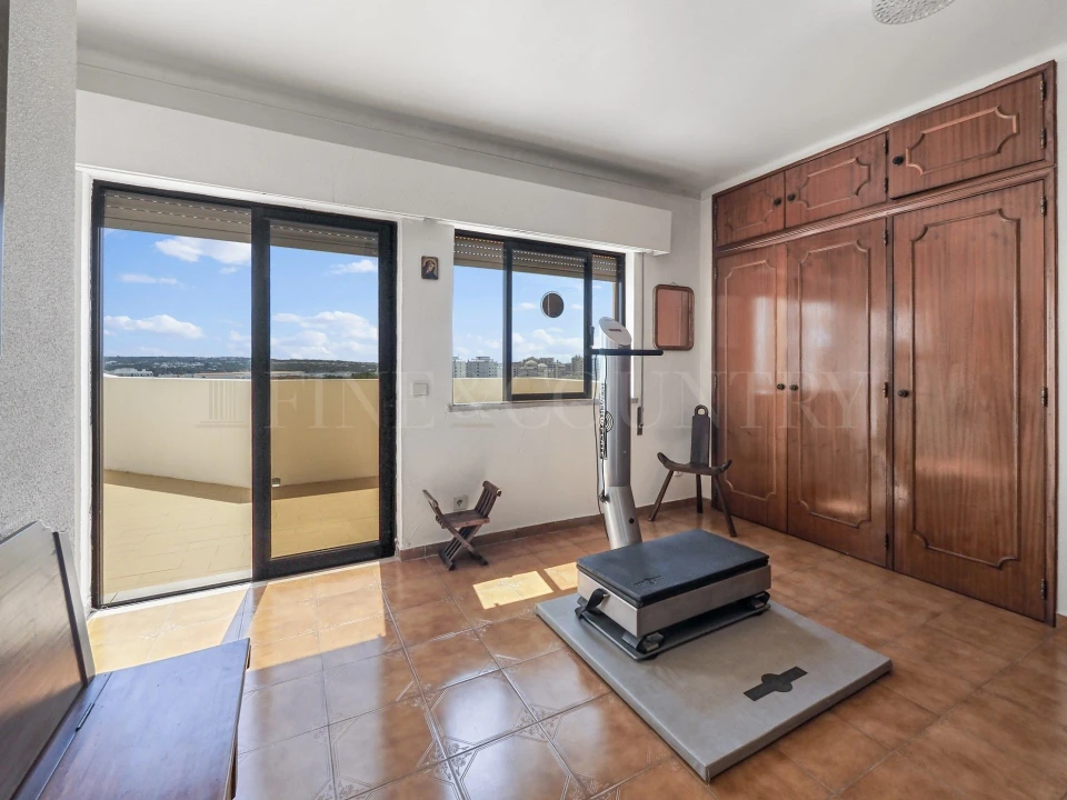 Apartamento T3 para Venda em Portimão Foto 25