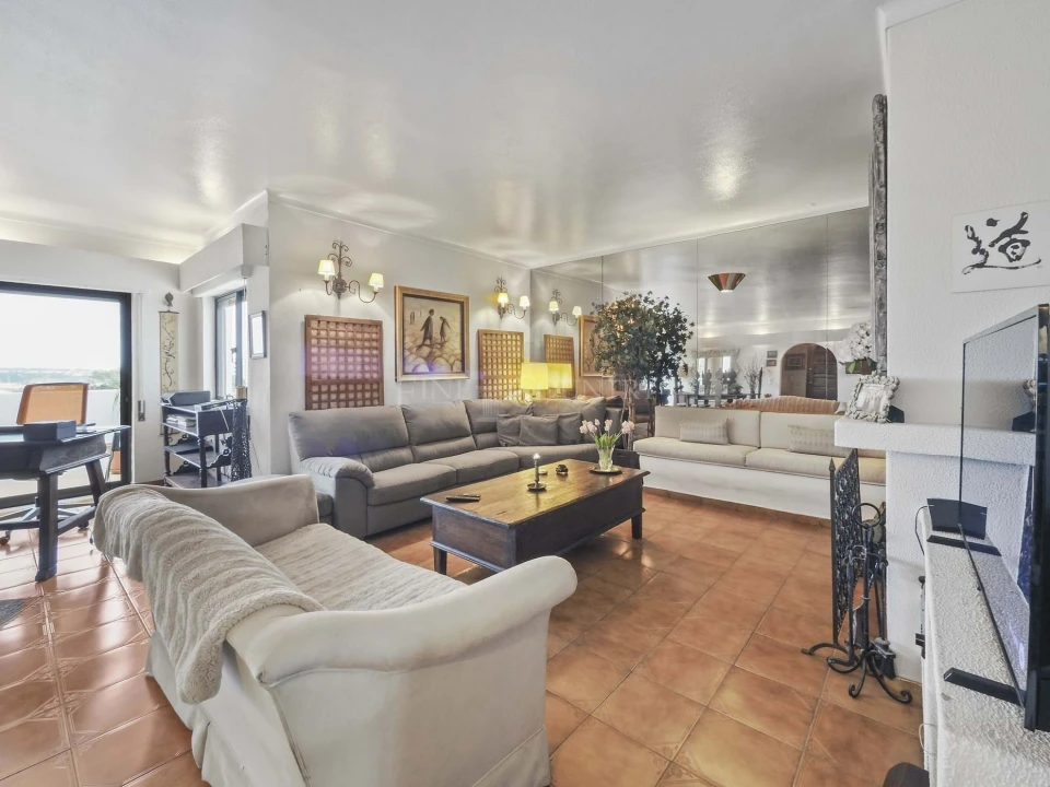 Apartamento T3 para Venda em Portimão Foto 1