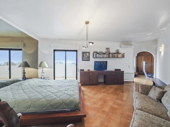 Apartamento T3 para Venda em Portimão Foto 18