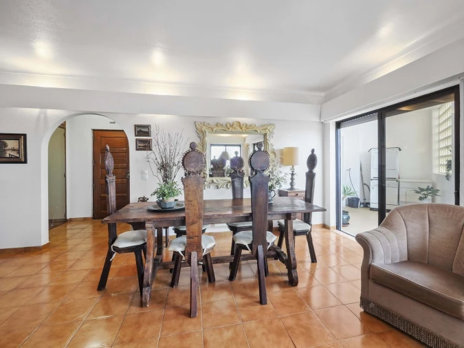 Apartamento T3 para Venda em Portimão Foto 3