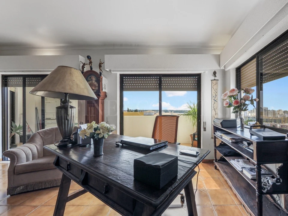 Apartamento T3 para Venda em Portimão Foto 10