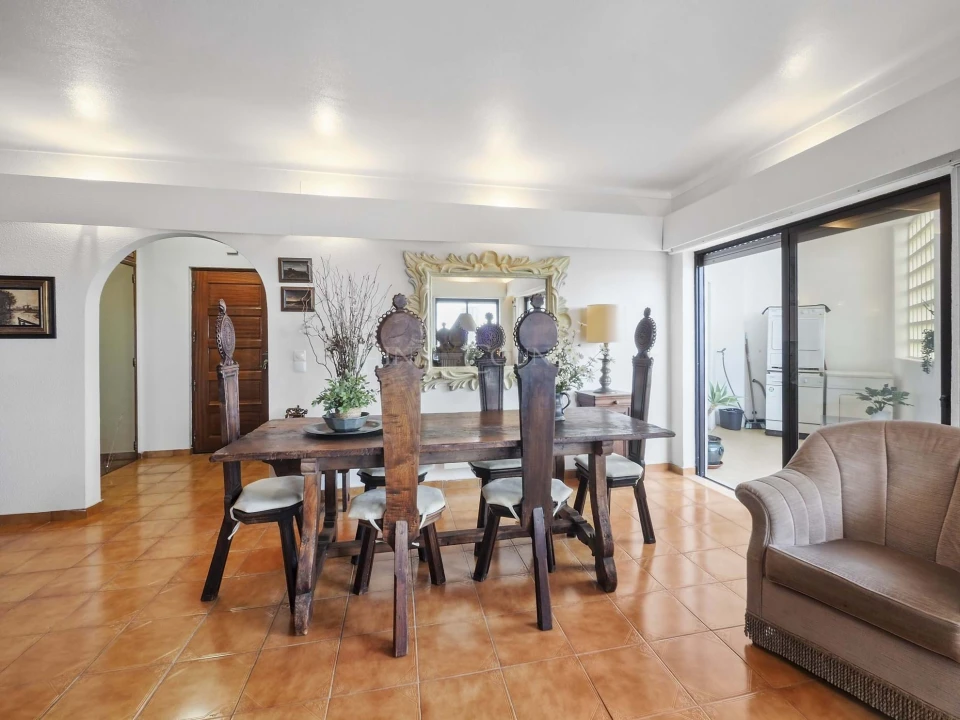 Apartamento T3 para Venda em Portimão Foto 3