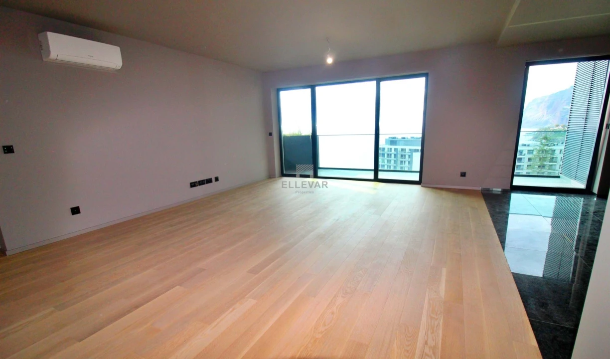 Apartamento T2 para Venda em São Martinho Foto 6