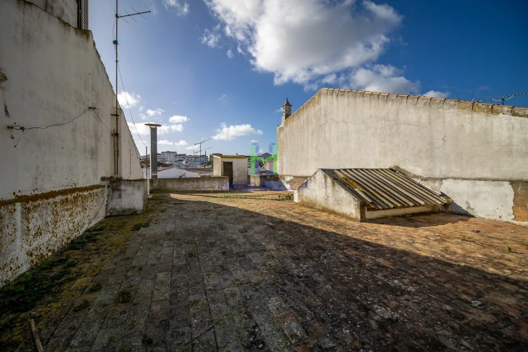 Moradia T6 para Venda em Lagos (São Sebastião e Santa Maria) Foto 47