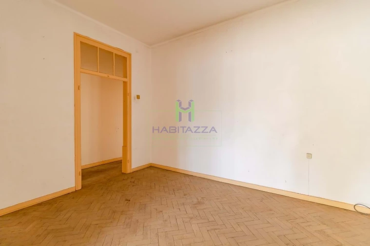 Moradia T6 para Venda em Lagos (São Sebastião e Santa Maria) Foto 33