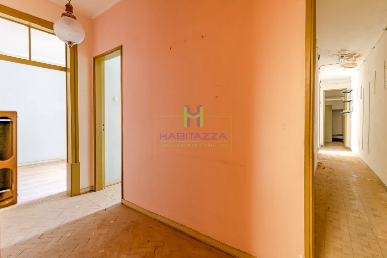 Moradia T6 para Venda em Lagos (São Sebastião e Santa Maria) Foto 13