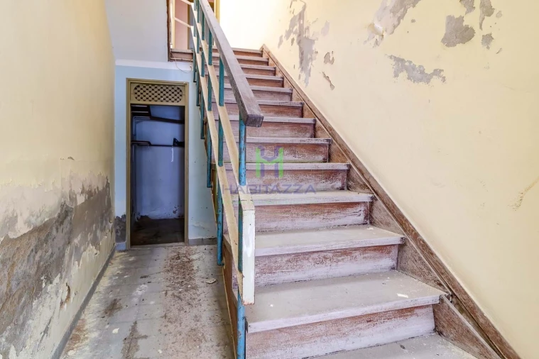 Moradia T6 para Venda em Lagos (São Sebastião e Santa Maria) Foto 11